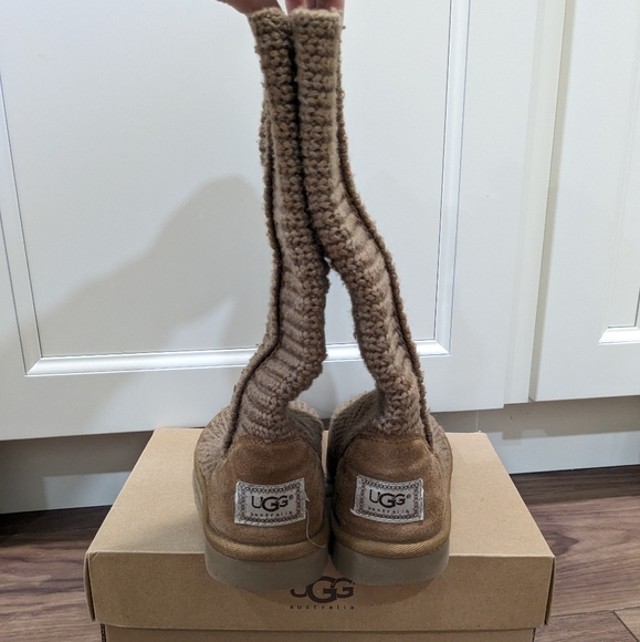Ugg classic crochet tall chestnut knit boots - Picture 3 of 8